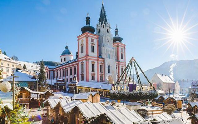 Romantic și mistic-târguri de Crăciun în  AUSTRIA și UNGARIA